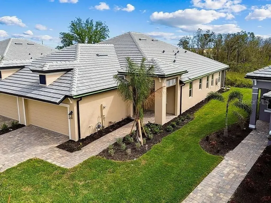 18016 Cherished Loop Bradenton FL 34211