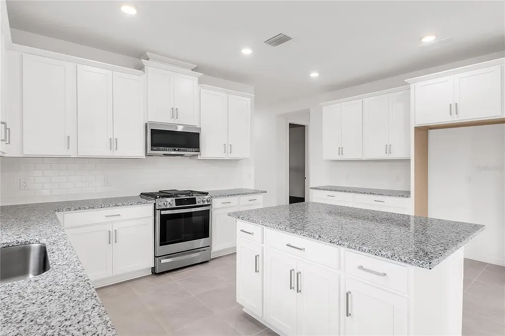 18016 Cherished Loop Bradenton FL 34211