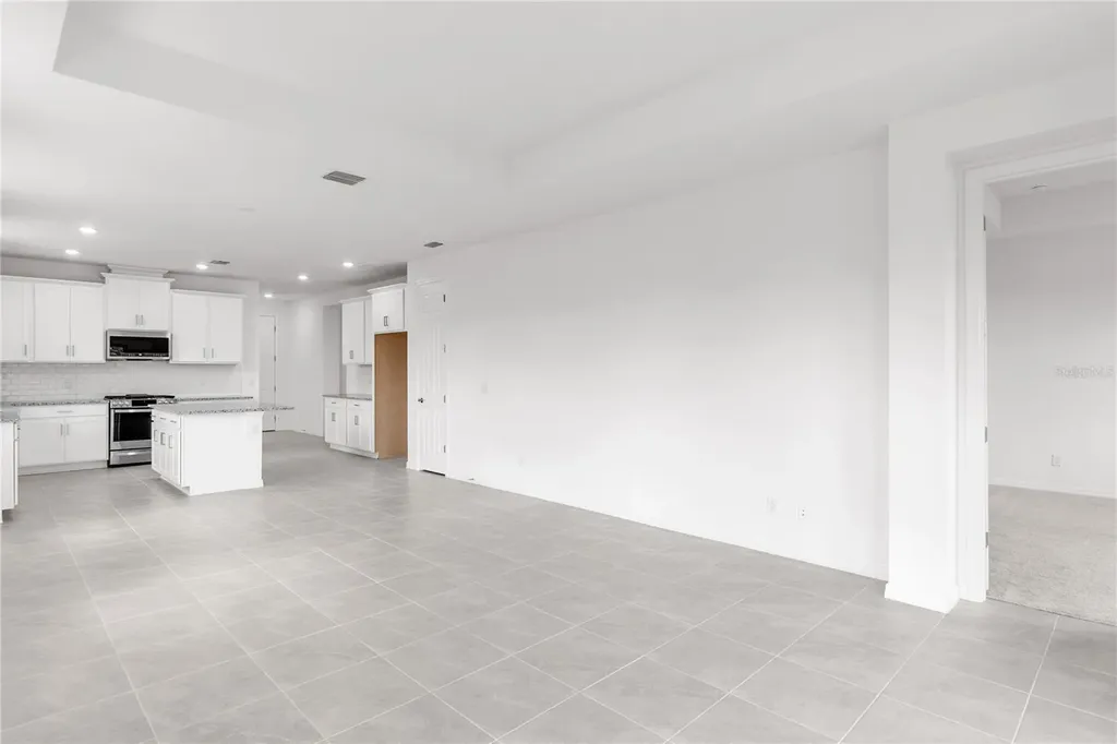 18016 Cherished Loop Bradenton FL 34211