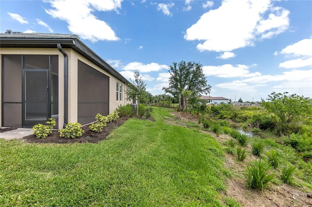 18016 Cherished Loop Bradenton FL 34211