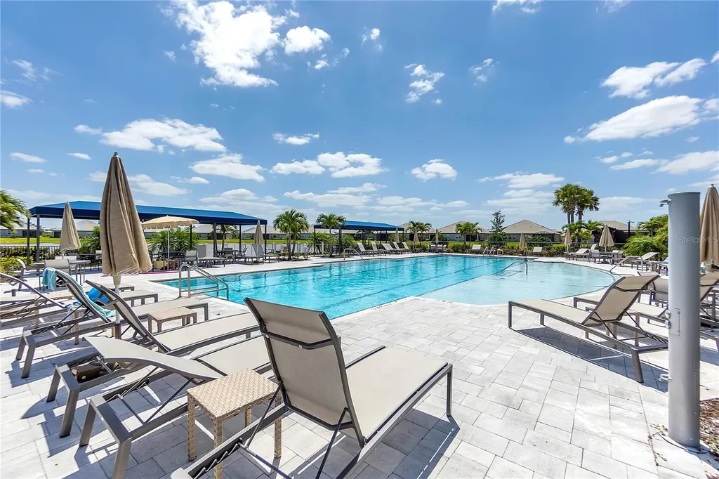 18016 Cherished Loop Bradenton FL 34211