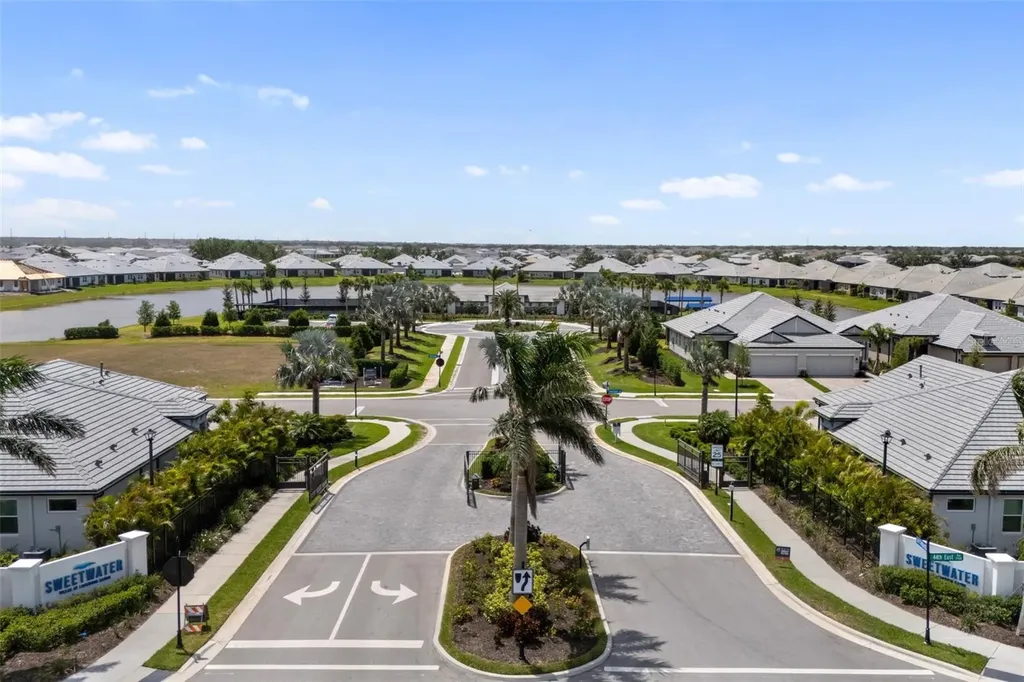 18016 Cherished Loop Bradenton FL 34211
