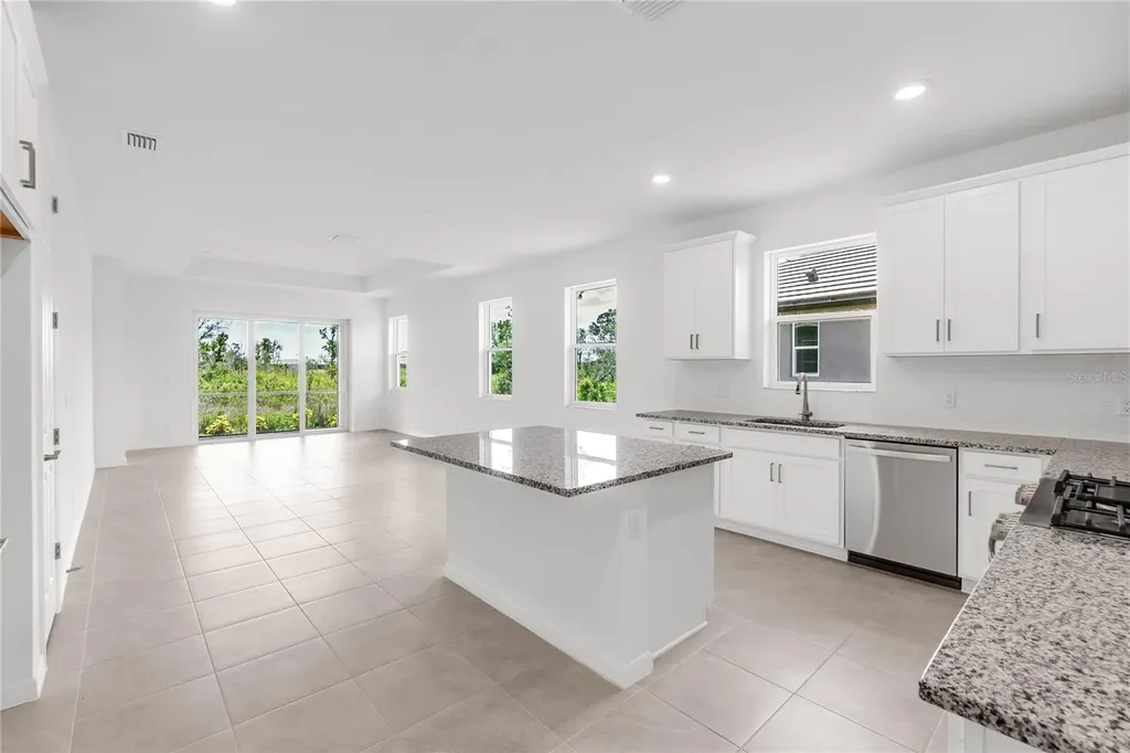 18016 Cherished Loop Bradenton FL 34211