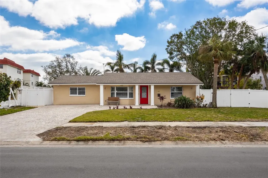 1820 Massachusetts Avenue NE St Petersburg FL 33703