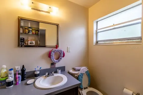 126 SW 40 Terrace Gainesville FL 32607