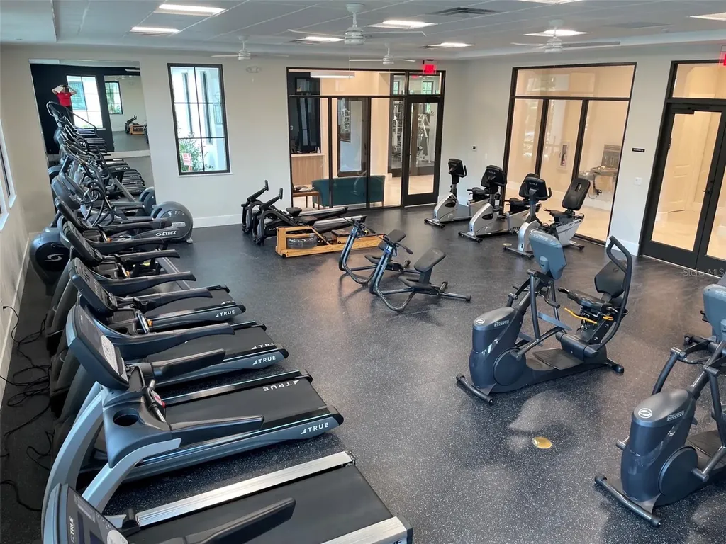3121 Longmeadow Sarasota FL 34235