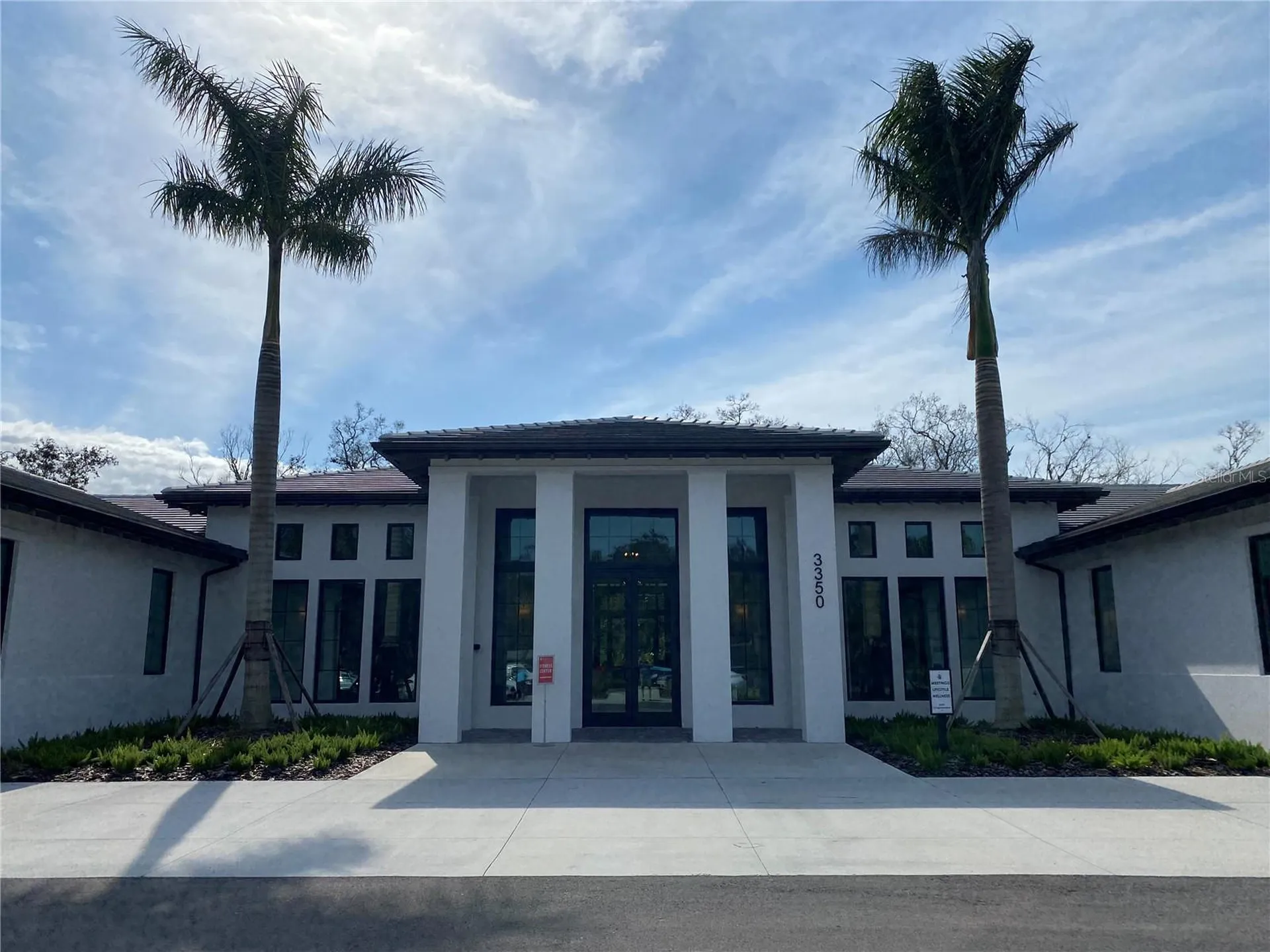 3121 Longmeadow Sarasota FL 34235