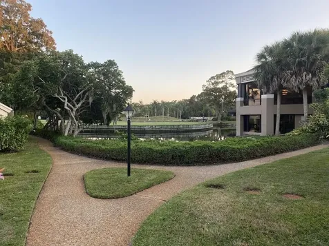 3121 Longmeadow Sarasota FL 34235