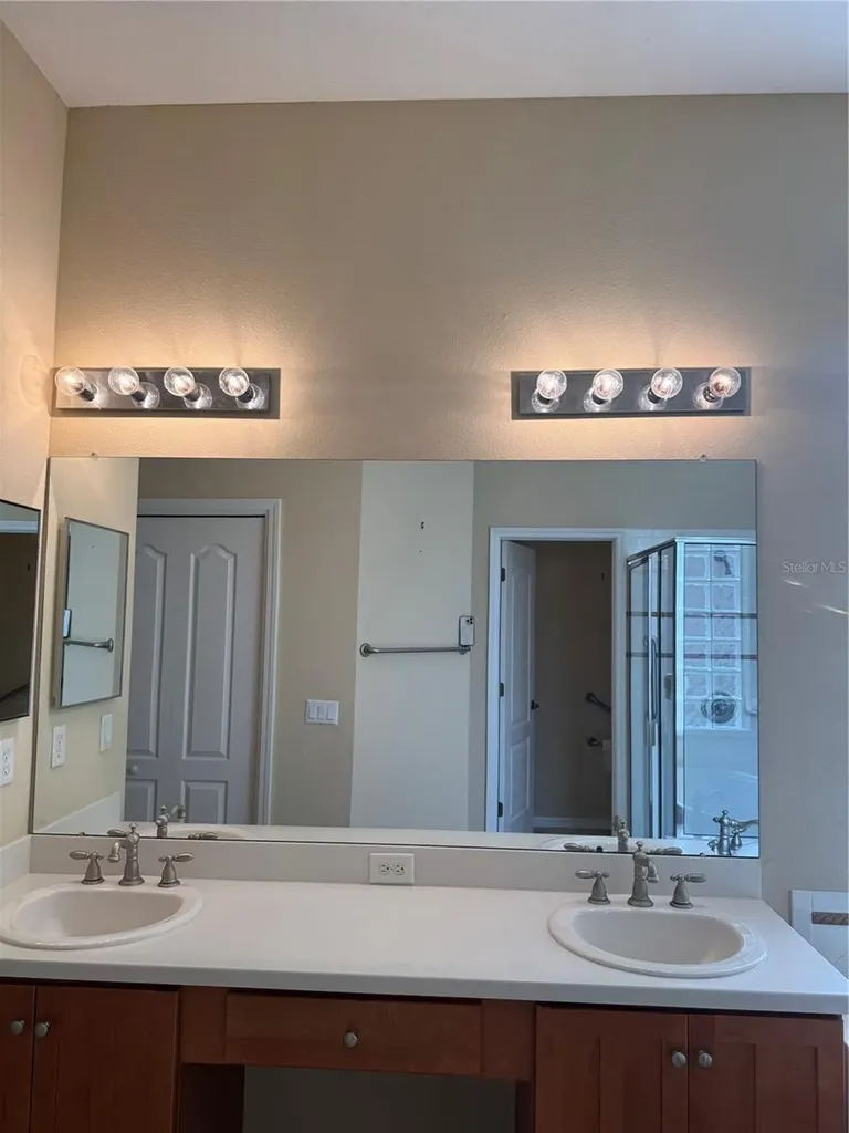 446 Noble Faire Drive Sun City Center FL 33573