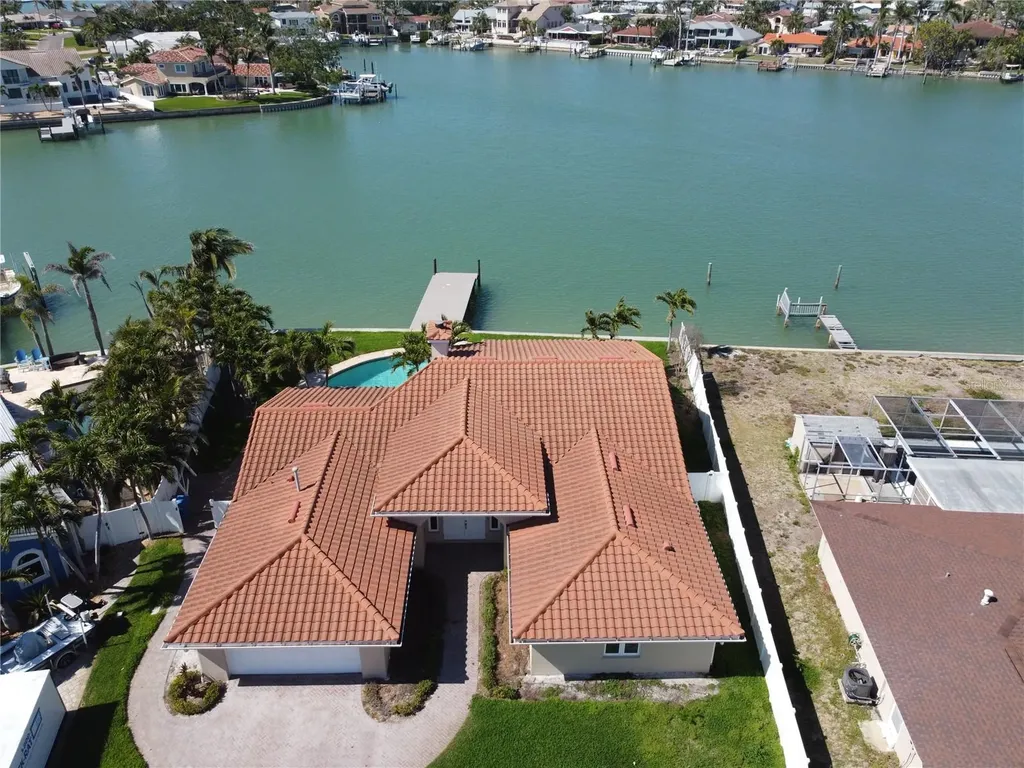 8053 13th Avenue S St Petersburg FL 33707