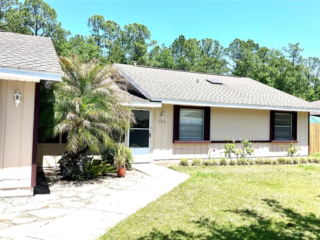 4518 NW 44th Place Gainesville FL 32606