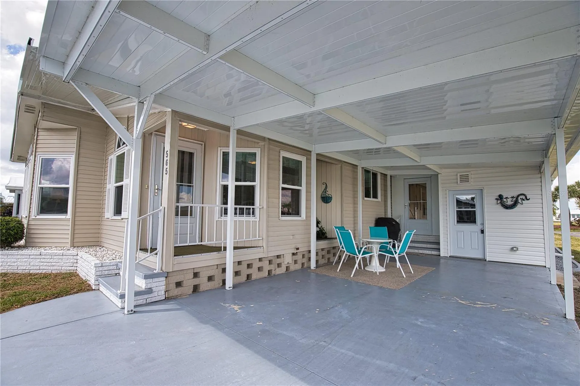 565 Madero North Port FL 34287