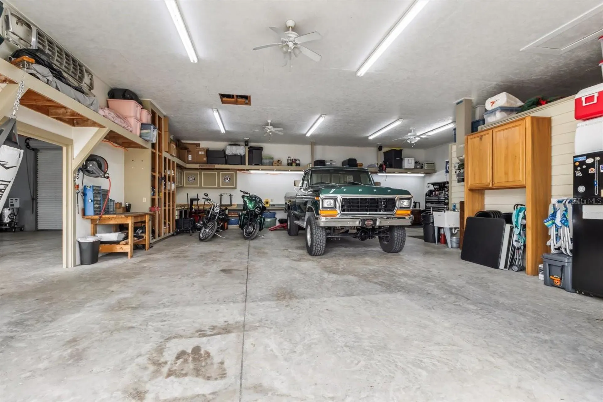 6854 W Sentinel Post Path Beverly Hills FL 34465
