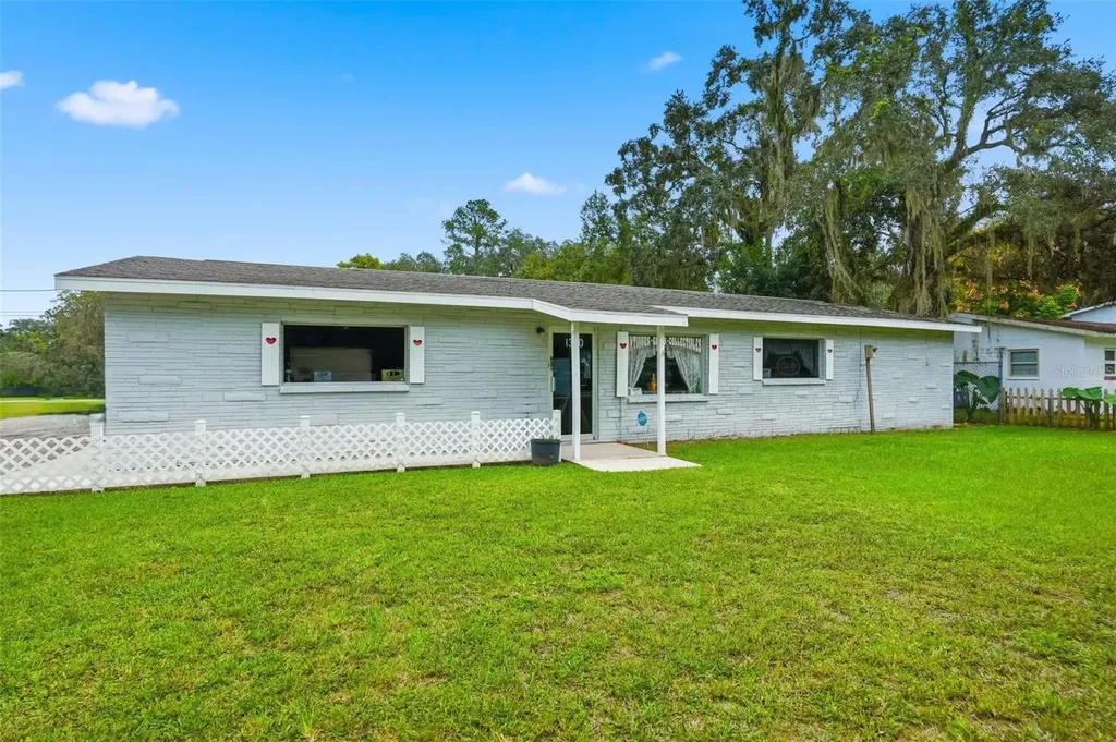 1340 Howell Avenue Brooksville FL 34601