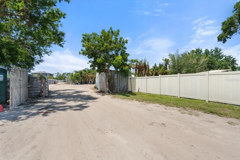 5024 37th Street E Bradenton FL 34203