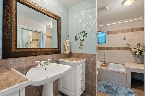 5024 37th Street E Bradenton FL 34203