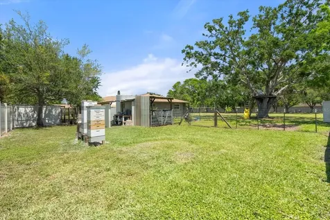5024 37th Street E Bradenton FL 34203