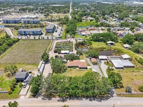 5024 37th Street E Bradenton FL 34203