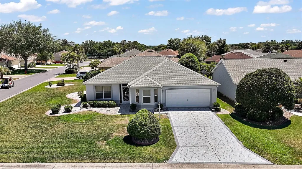 1902 Del Norte Drive Lady Lake FL 32159