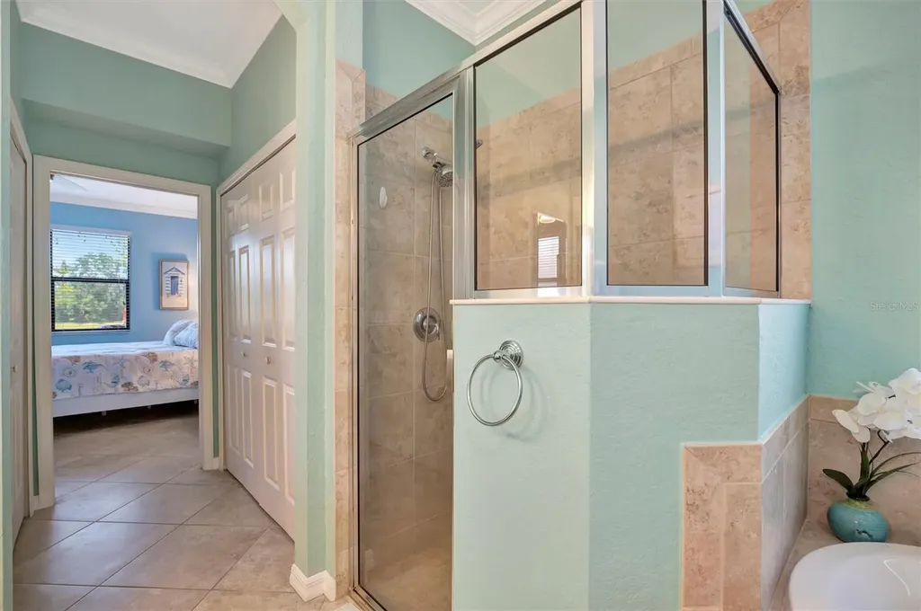 6642 Willowshire Way Bradenton FL 34212