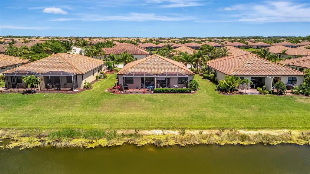 6642 Willowshire Way Bradenton FL 34212