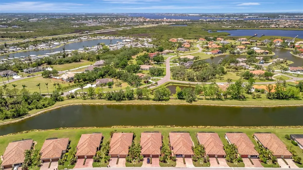 6642 Willowshire Way Bradenton FL 34212