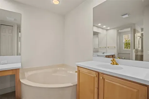 26207 Avenida Las Colinas Howey In The Hills FL 34737
