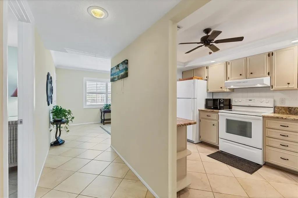 210 Santa Maria Street Venice FL 34285