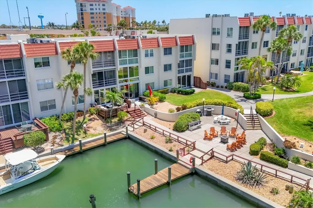 210 Santa Maria Street Venice FL 34285