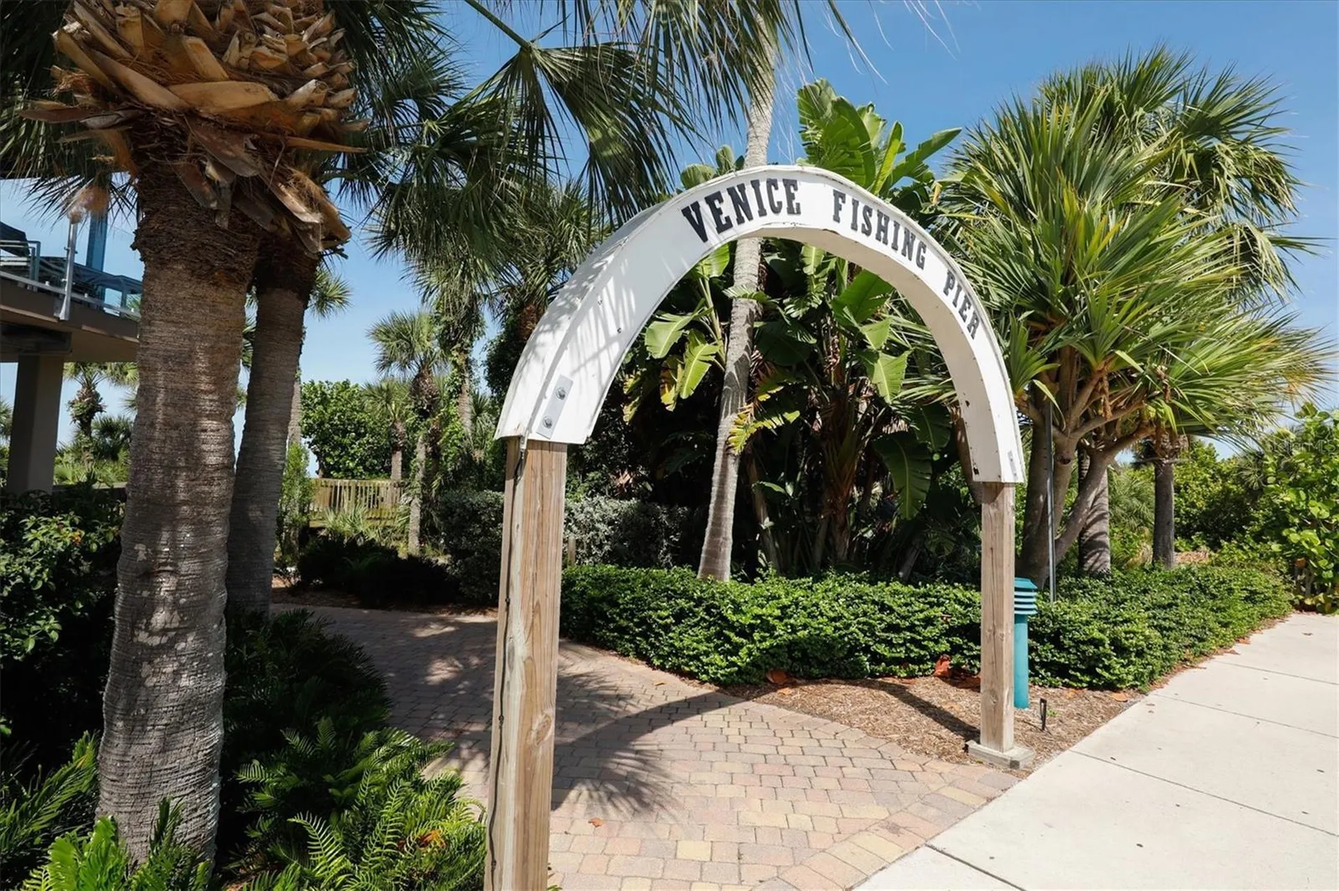 210 Santa Maria Street Venice FL 34285