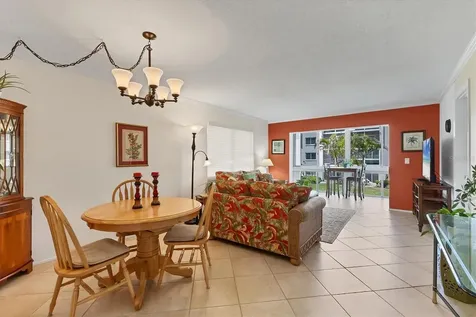 210 Santa Maria Street Venice FL 34285