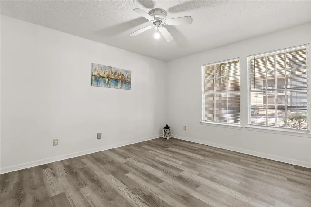 6178 Westgate Drive Orlando FL 32835