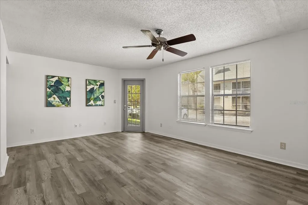 6178 Westgate Drive Orlando FL 32835