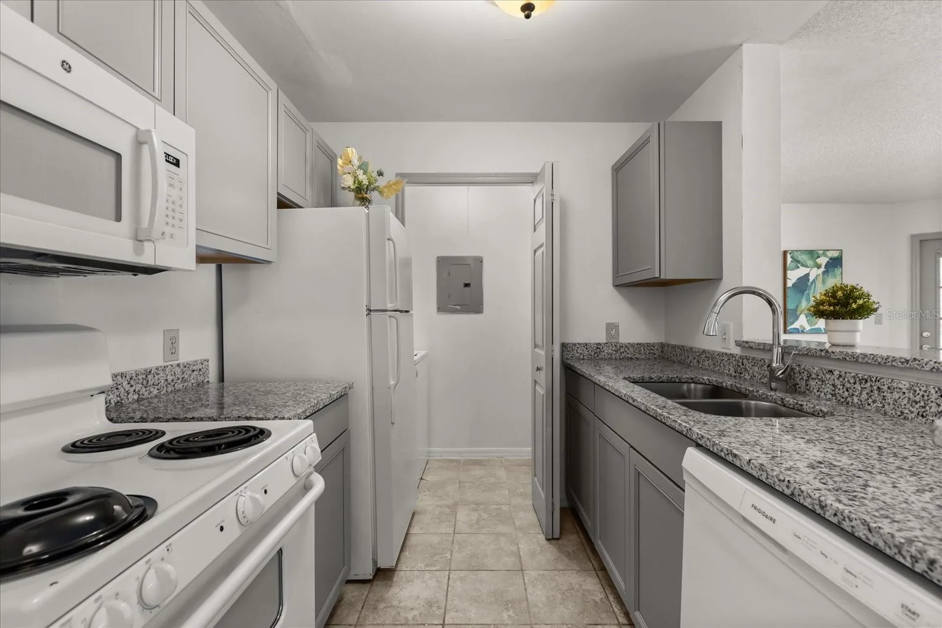 6178 Westgate Drive Orlando FL 32835
