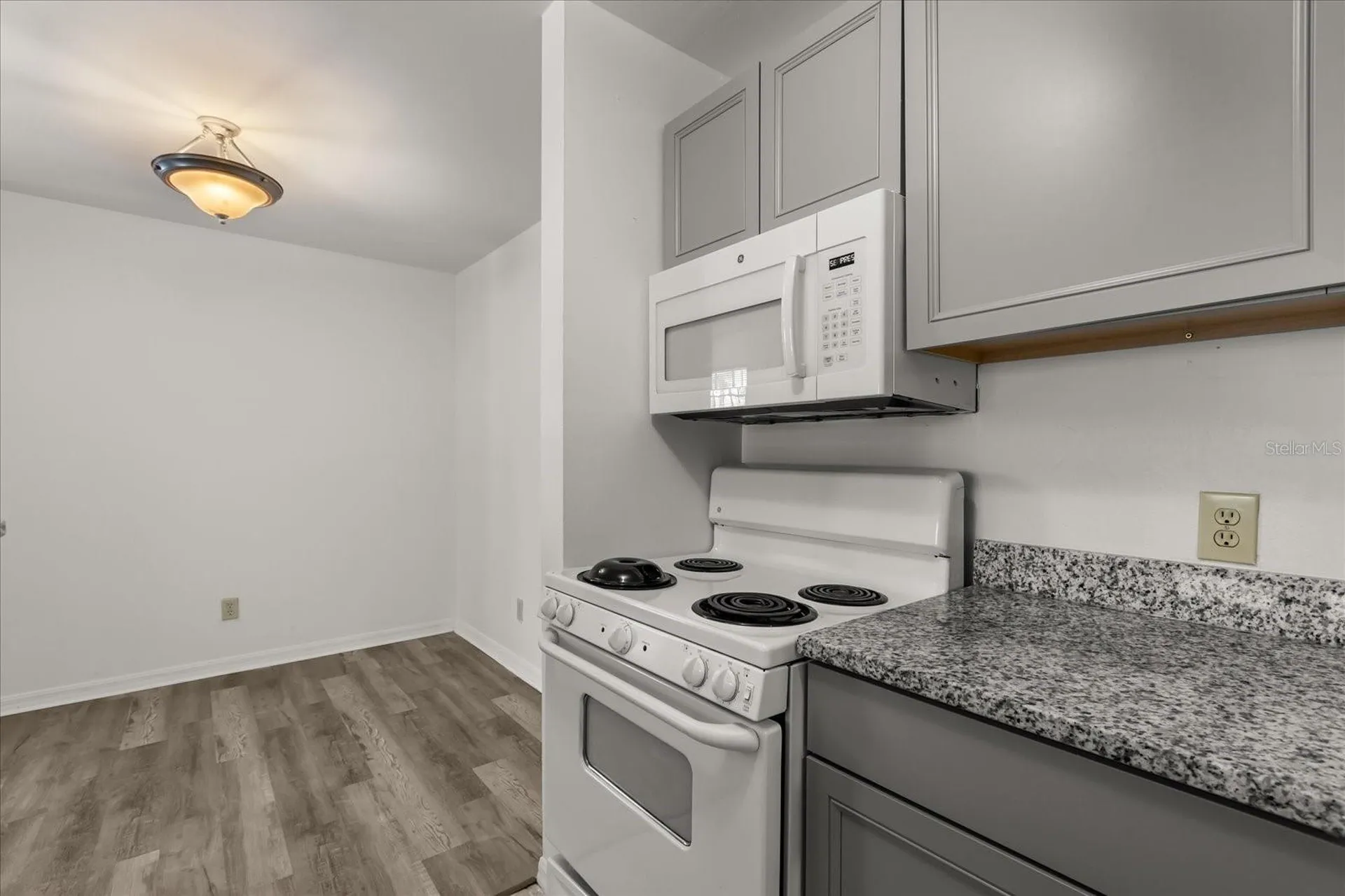 6178 Westgate Drive Orlando FL 32835