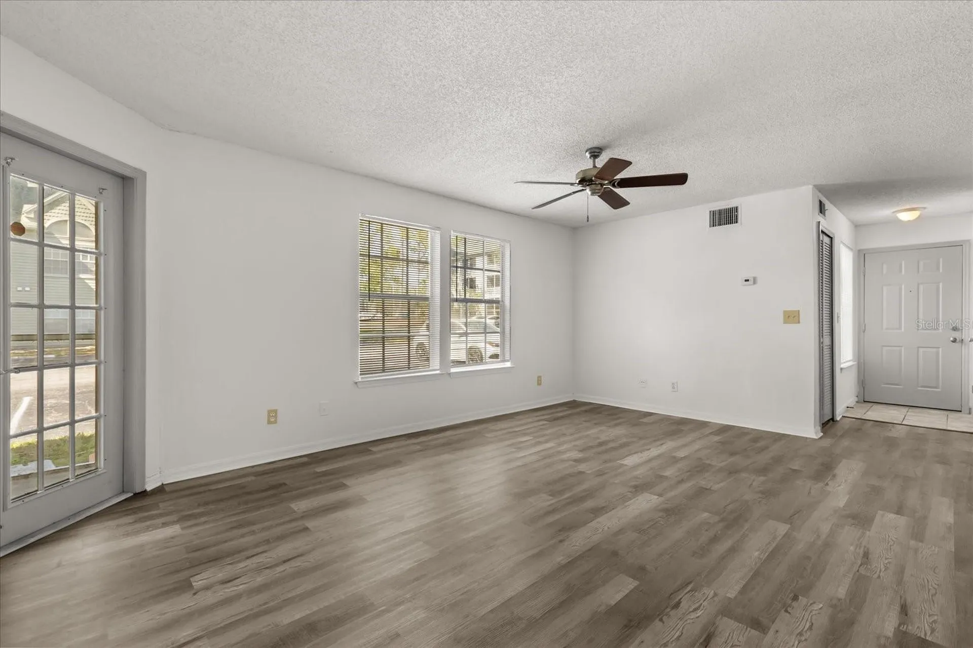 6178 Westgate Drive Orlando FL 32835
