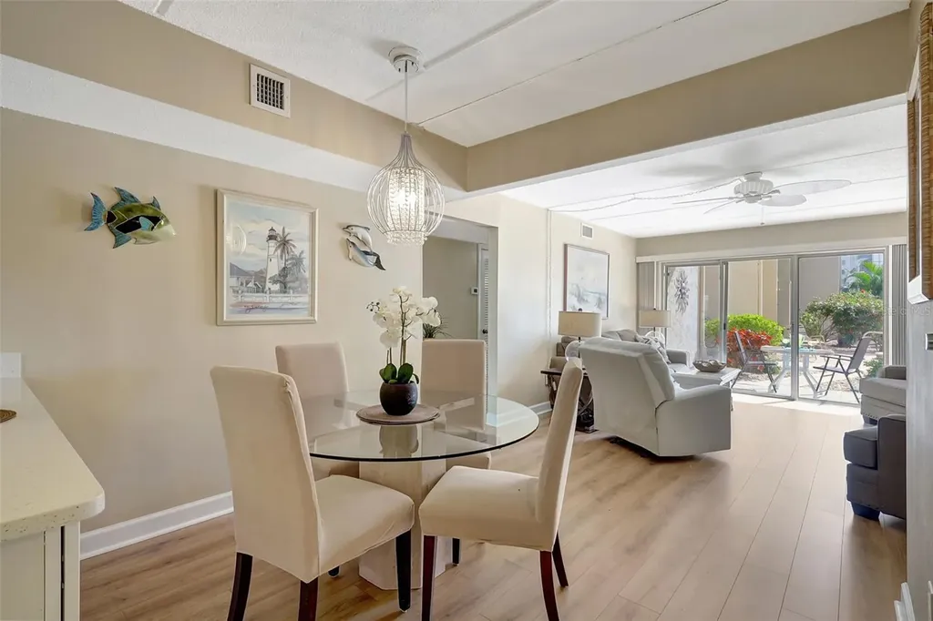 845 Benjamin Franklin Drive Sarasota FL 34236