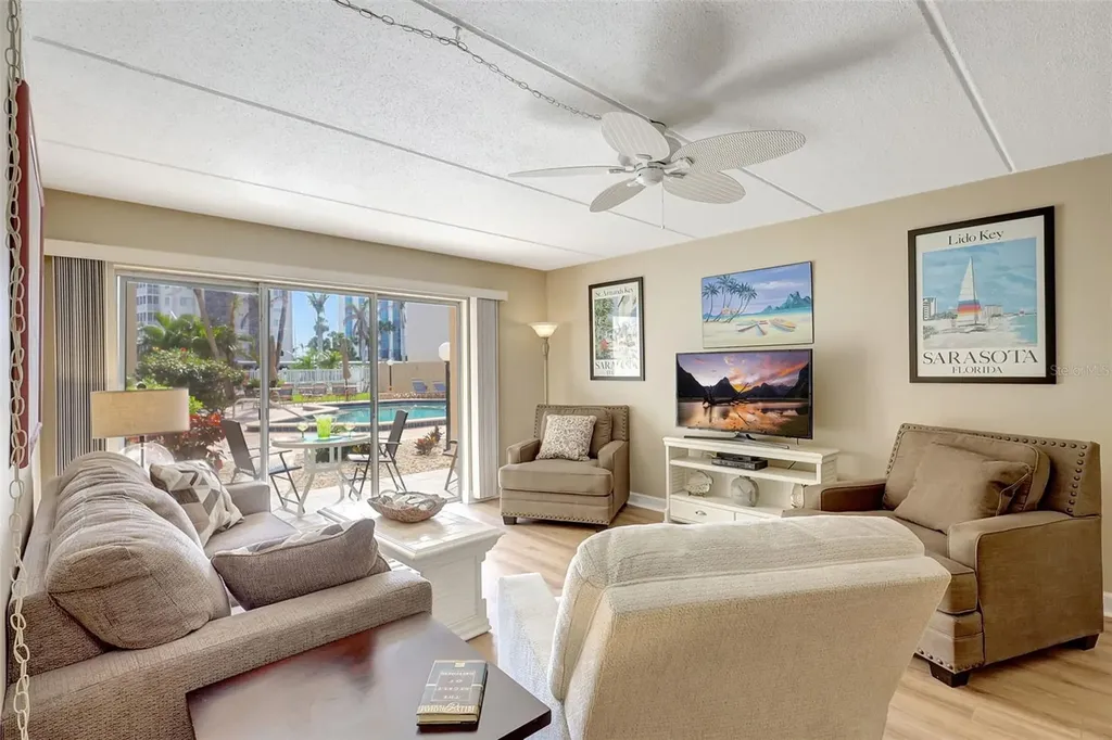 845 Benjamin Franklin Drive Sarasota FL 34236