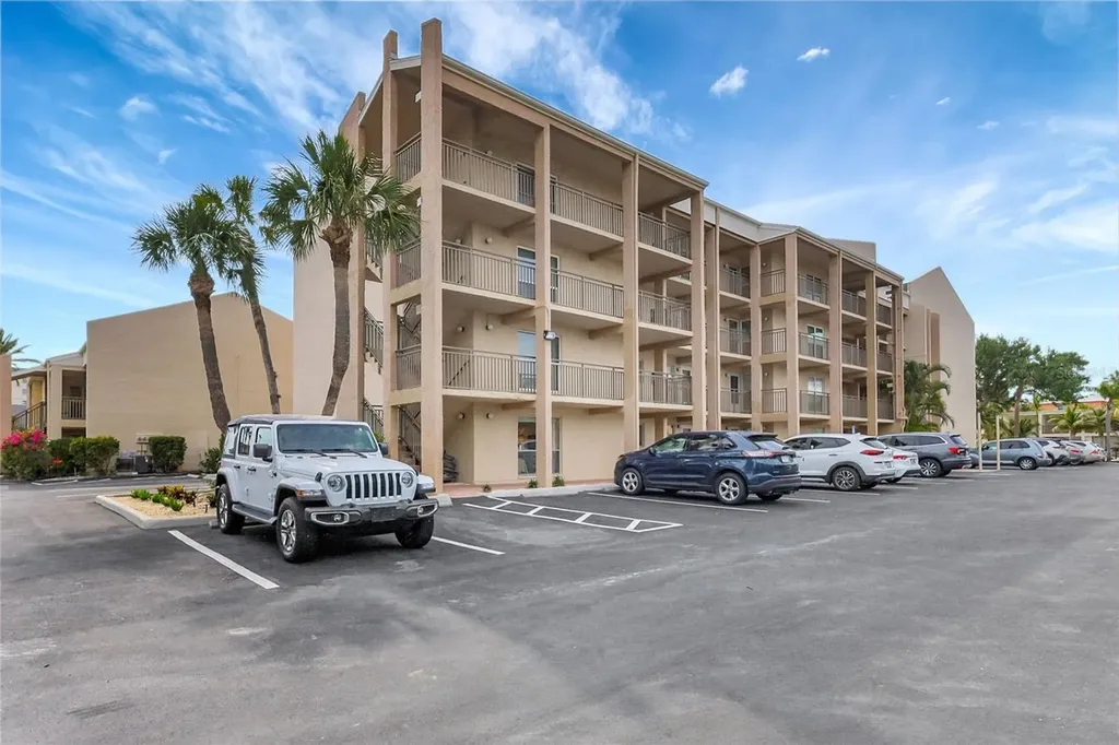 845 Benjamin Franklin Drive Sarasota FL 34236