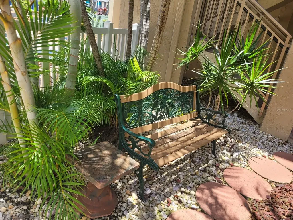 845 Benjamin Franklin Drive Sarasota FL 34236