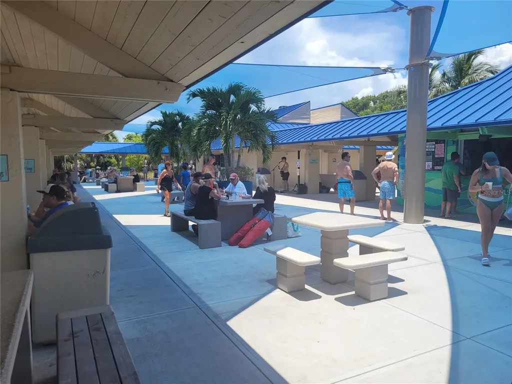 845 Benjamin Franklin Drive Sarasota FL 34236