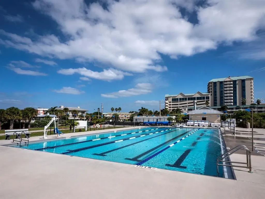 845 Benjamin Franklin Drive Sarasota FL 34236