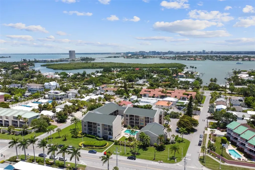 845 Benjamin Franklin Drive Sarasota FL 34236