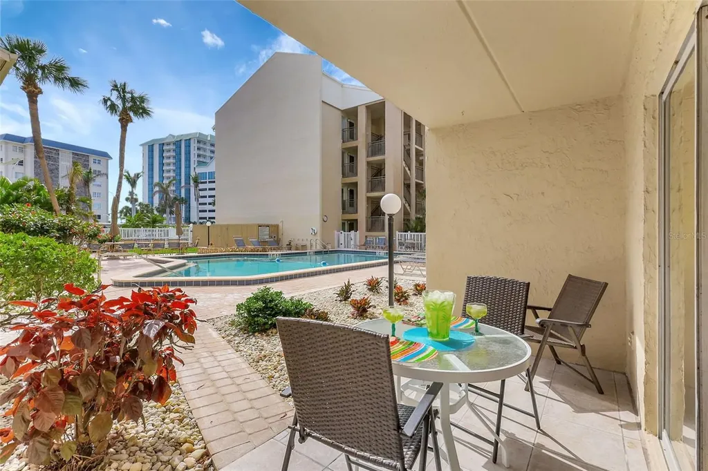 845 Benjamin Franklin Drive Sarasota FL 34236