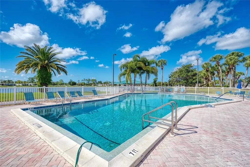 2100 Kings Highway Port Charlotte FL 33980