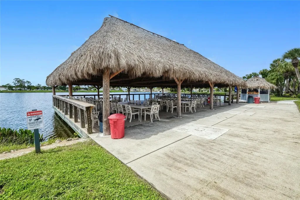 2100 Kings Highway Port Charlotte FL 33980