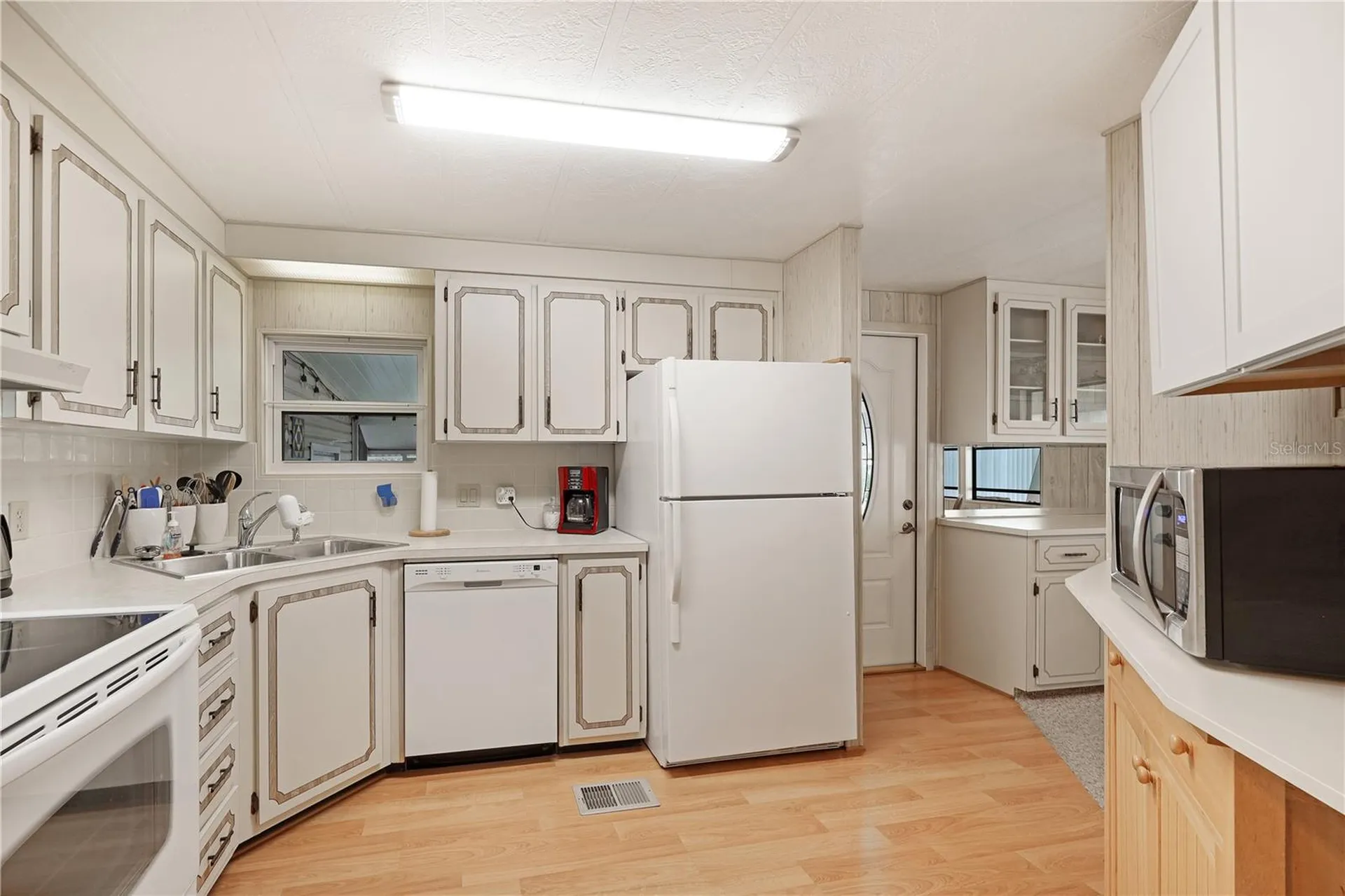 2100 Kings Highway Port Charlotte FL 33980