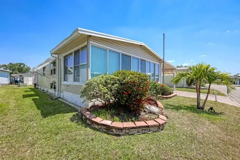 2100 Kings Highway Port Charlotte FL 33980
