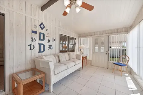 2100 Kings Highway Port Charlotte FL 33980