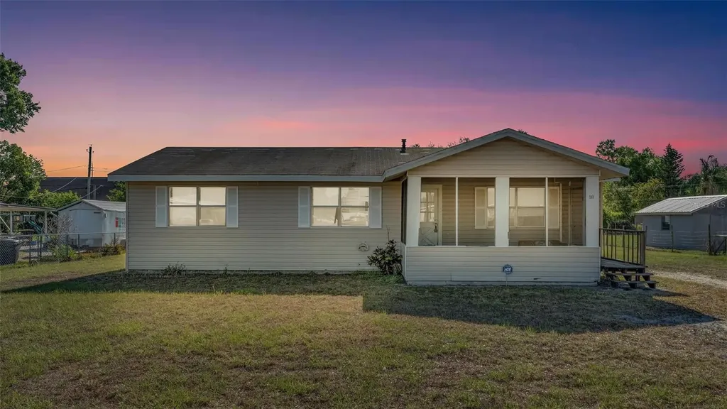 203 Clearwater Avenue Polk City FL 33868
